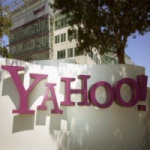 Yahoo! rao bán hàng trăm tên miền 'ngàn đô'